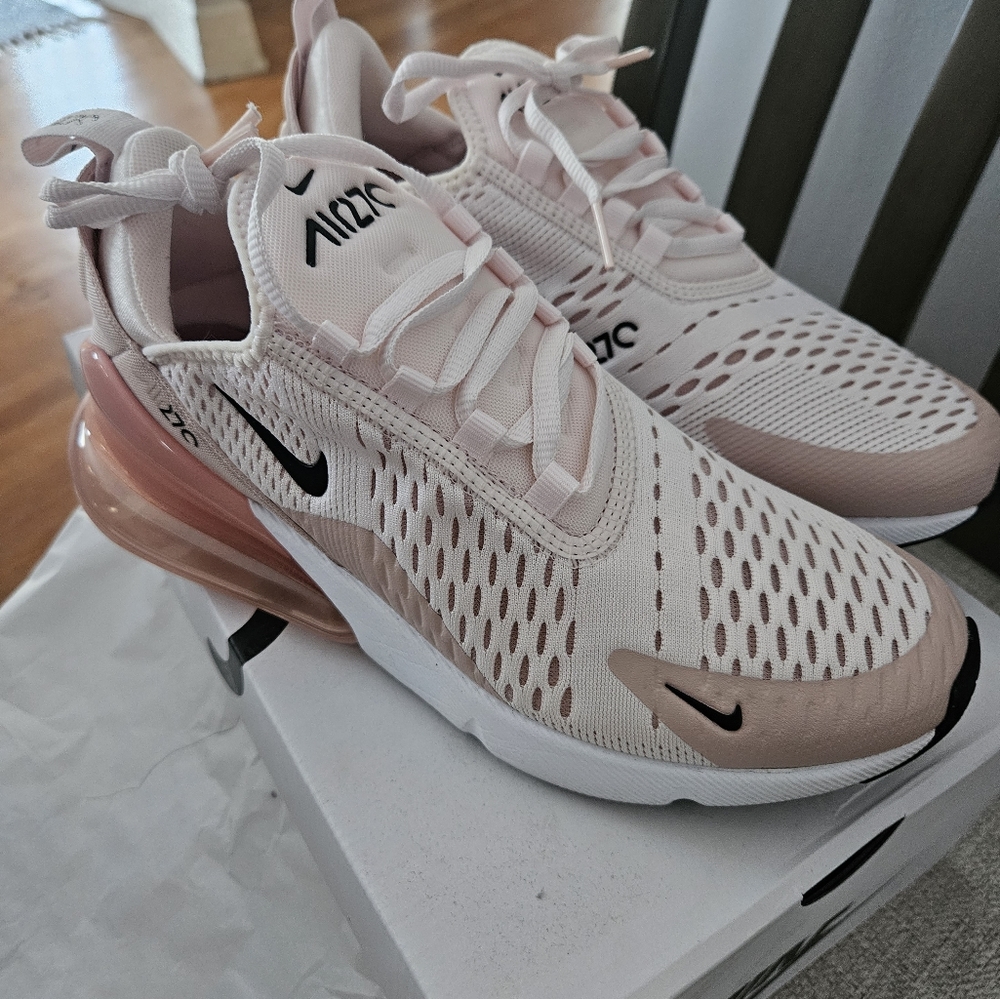 Women's Nike Air Max